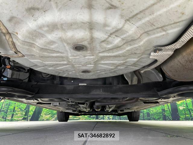 Nissan NOTE 2017-08 8815895-18