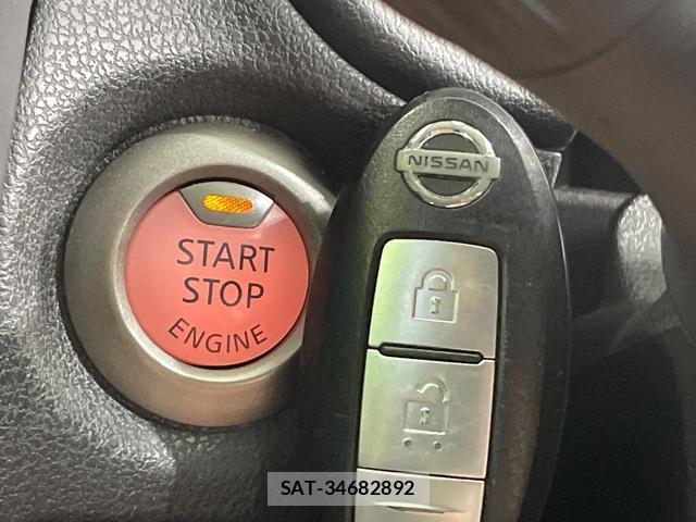Nissan NOTE 2017-08 8815895-2