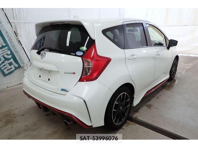 Nissan NOTE 2016-01 8816056-4