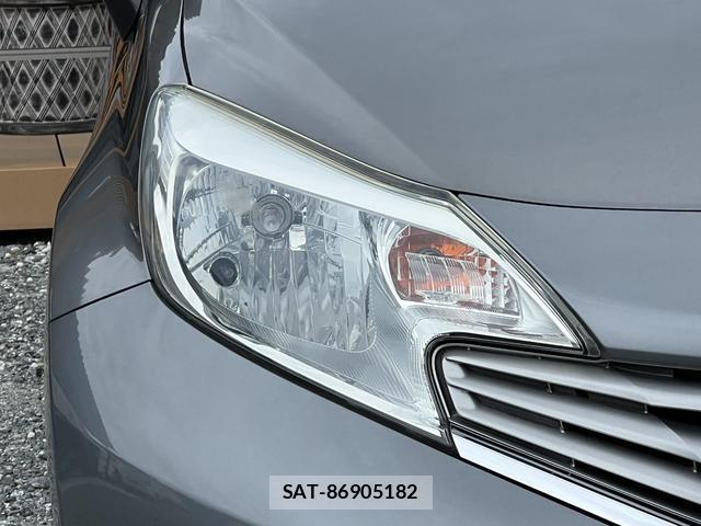 Nissan NOTE 2016-03 8817114-4