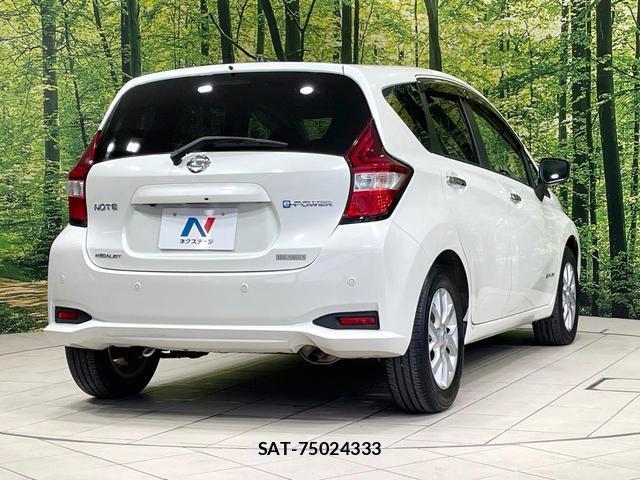 Nissan NOTE 2017-05 8817250-16