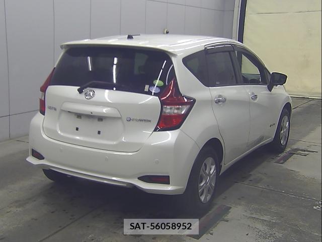 Nissan NOTE 2018-01 8817346-1
