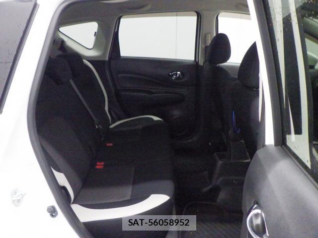 Nissan NOTE 2018-01 8817346-5