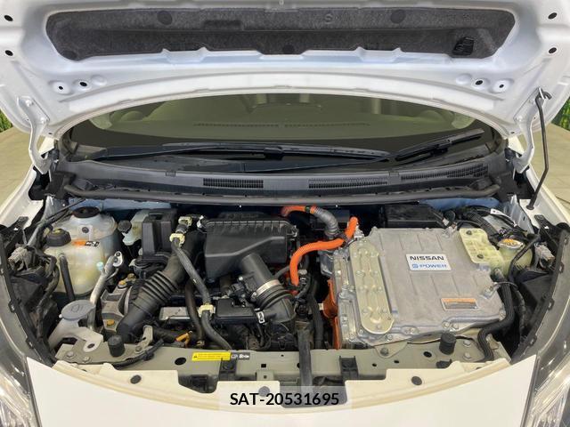 Nissan NOTE 2019-11 8817490-17