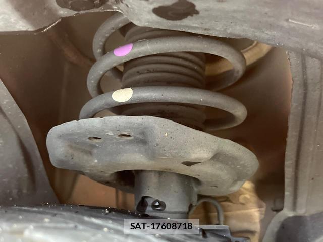 Nissan NOTE 2021-11 8817499-19