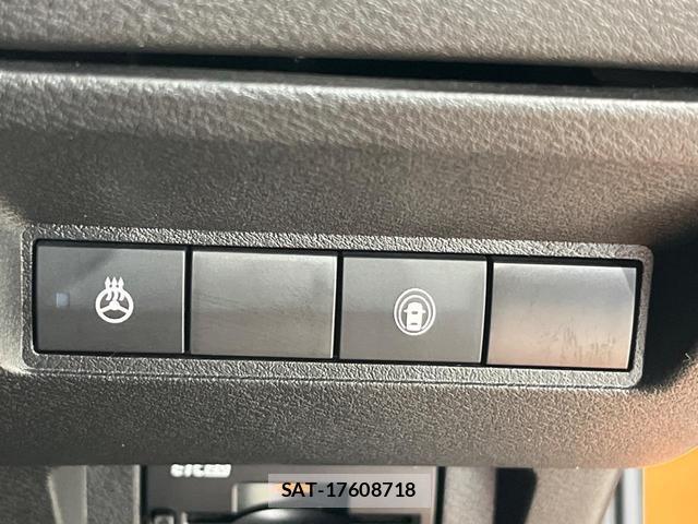 Nissan NOTE 2021-11 8817499-3