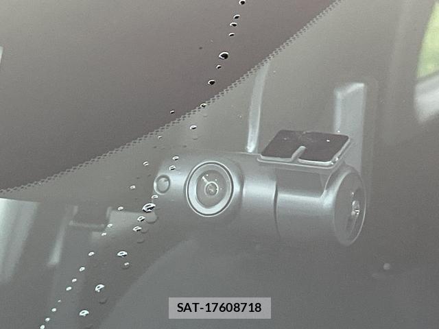 Nissan NOTE 2021-11 8817499-6