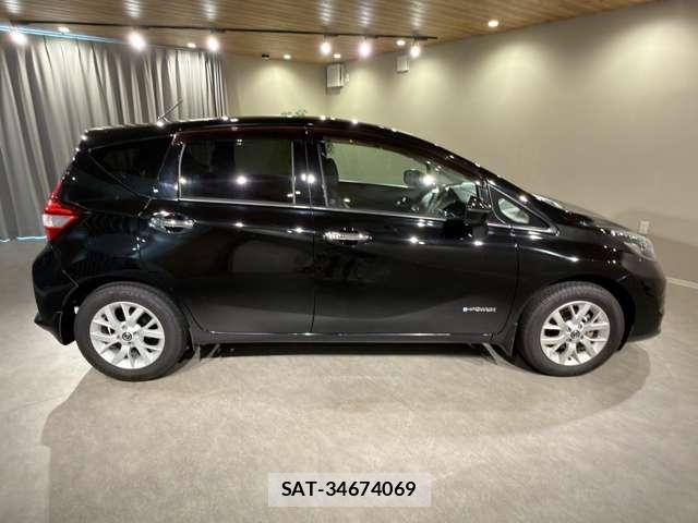 Nissan NOTE 2019-06 8817538-3