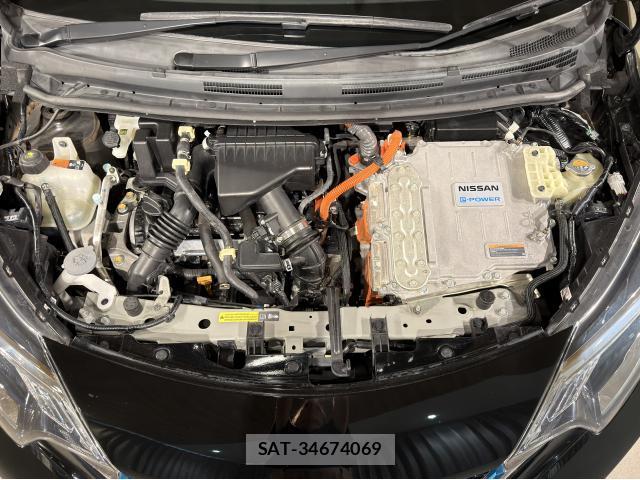 Nissan NOTE 2019-06 8817538-7