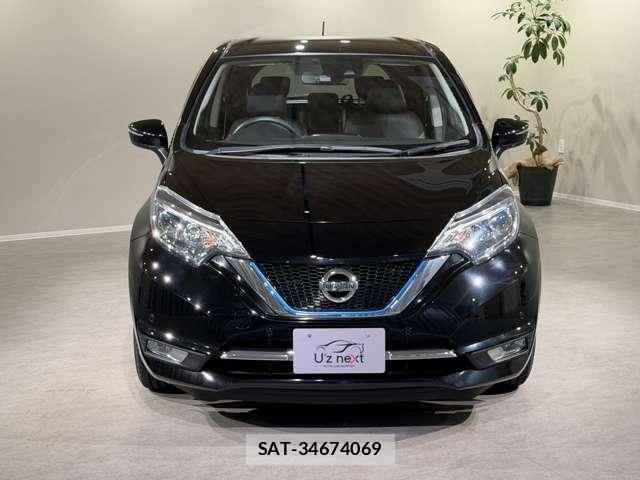 Nissan NOTE 2019-06 8817538-9