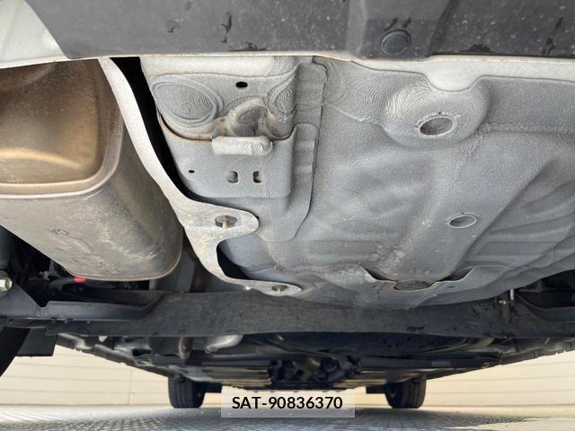 Nissan NOTE 2021-12 8817546-18