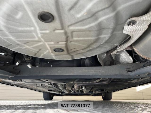 Nissan NOTE 2019-02 8817554-18