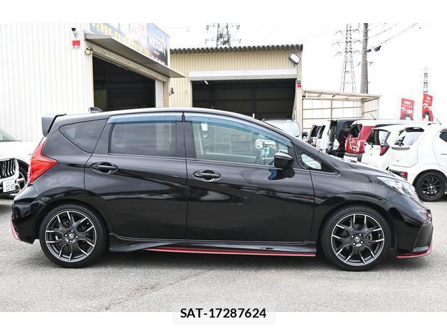 Nissan NOTE 2015-10 8817721-6