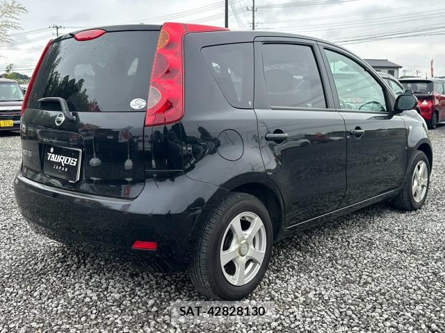 Nissan NOTE 2006-11 8817738-13