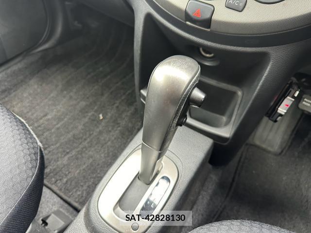 Nissan NOTE 2006-11 8817738-15