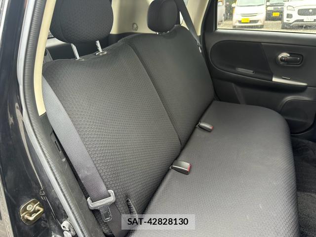 Nissan NOTE 2006-11 8817738-6