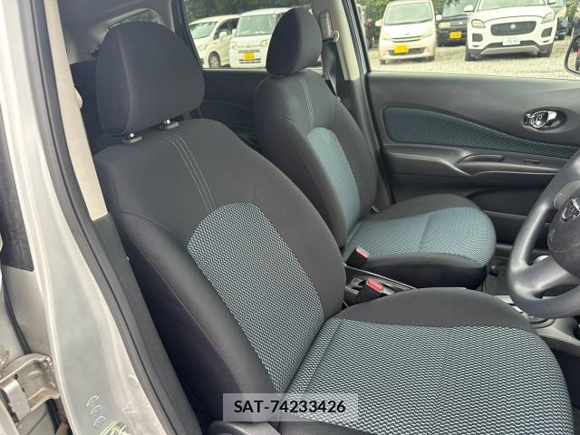 Nissan NOTE 2013-02 8817739-5