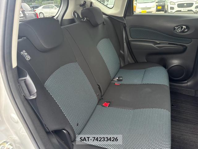 Nissan NOTE 2013-02 8817739-6