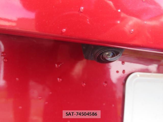 Nissan NOTE 2019-01 8817895-16