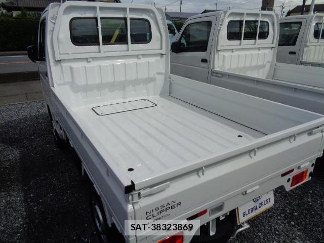 Nissan CLIPPER TRUCK 2026-08 8813305-9