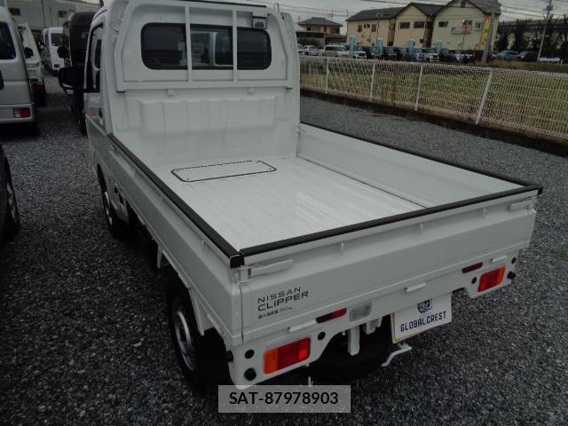 Nissan CLIPPER TRUCK 2026-08 8813310-18
