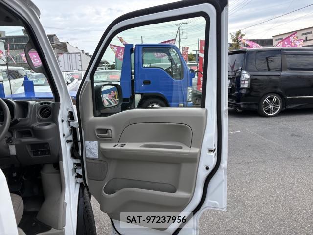 Nissan CLIPPER VAN 2026-08 8814209-13