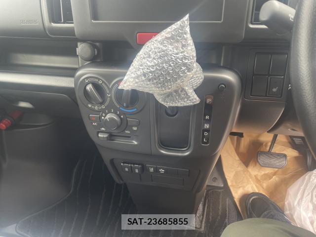 Nissan CLIPPER VAN 2026-07 8814566-18