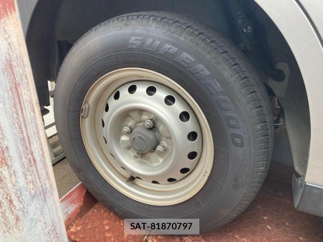 Nissan NV150 AD 2018-07 8812394-5