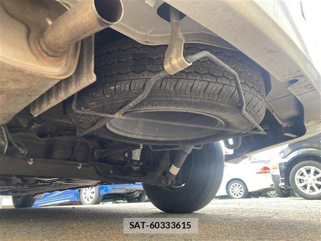 Nissan NV150 AD 2017-01 8814599-14