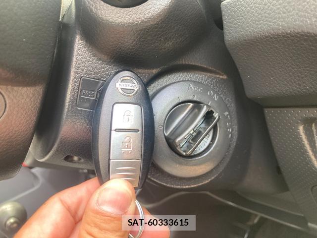 Nissan NV150 AD 2017-01 8814599-17