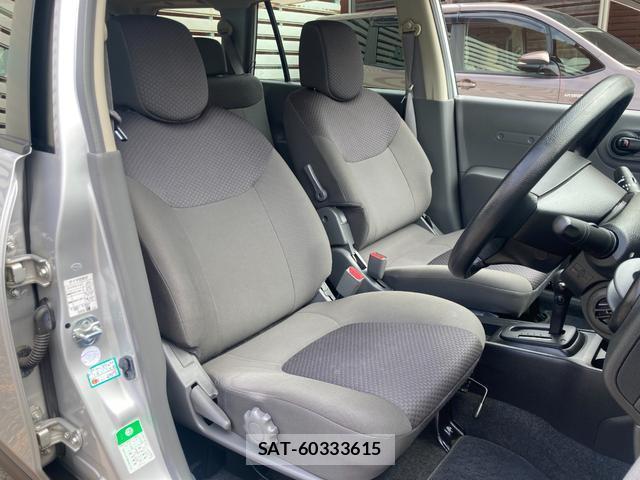 Nissan NV150 AD 2017-01 8814599-18