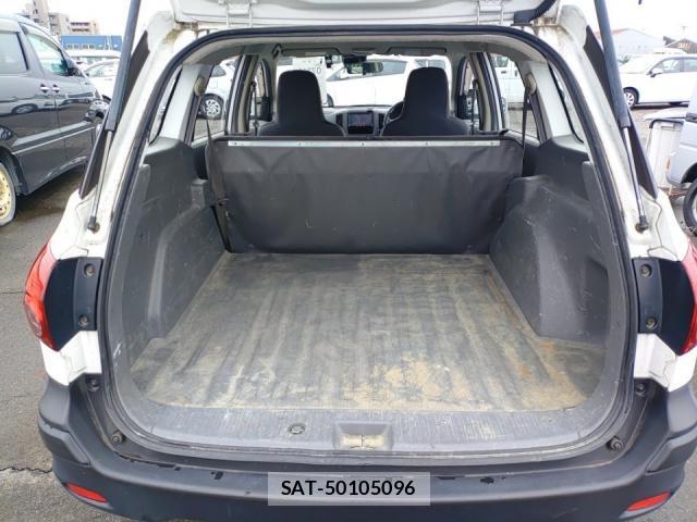Nissan NV150 AD 2018-08 8815365-5