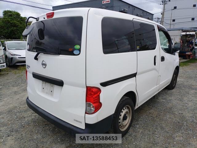 Nissan VANETTE VAN 2017-08 8813819-2