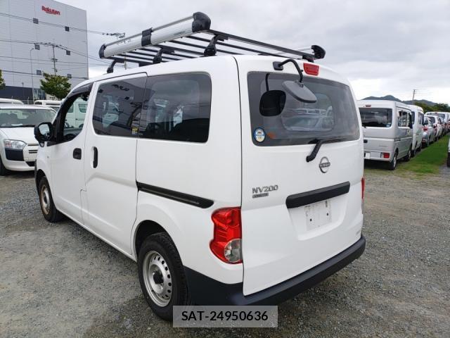 Nissan VANETTE VAN 2021-08 8813831-4