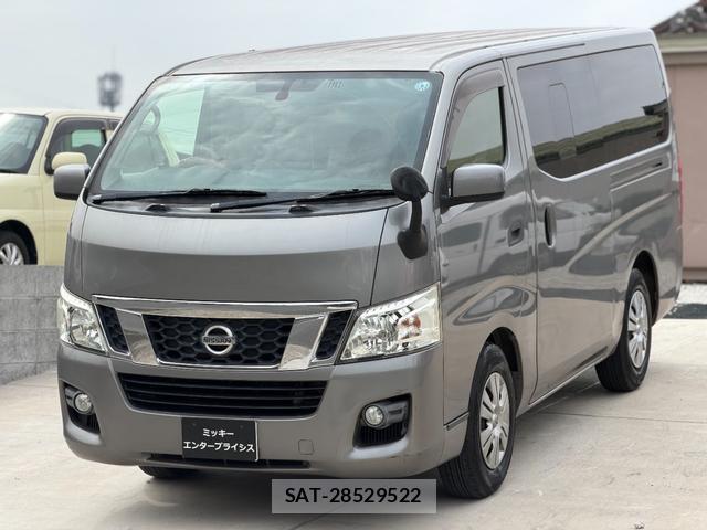 Nissan NV350 Caravan 2013-03 8814127-1