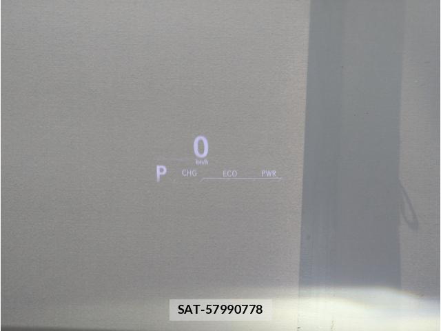 Lexus NX 2016-02 8812455-10