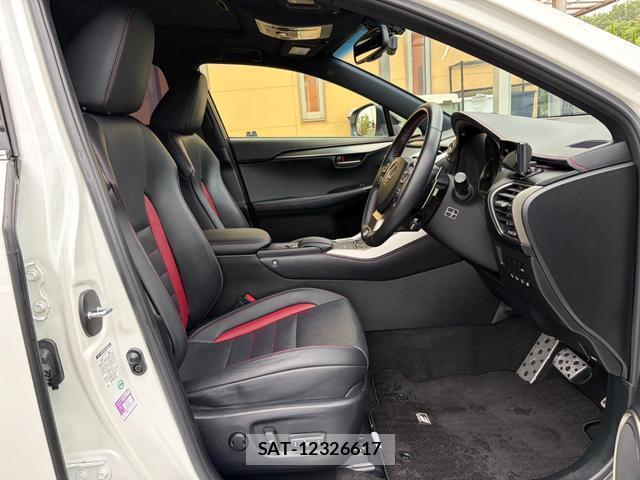 Lexus NX 2014-12 8812673-6