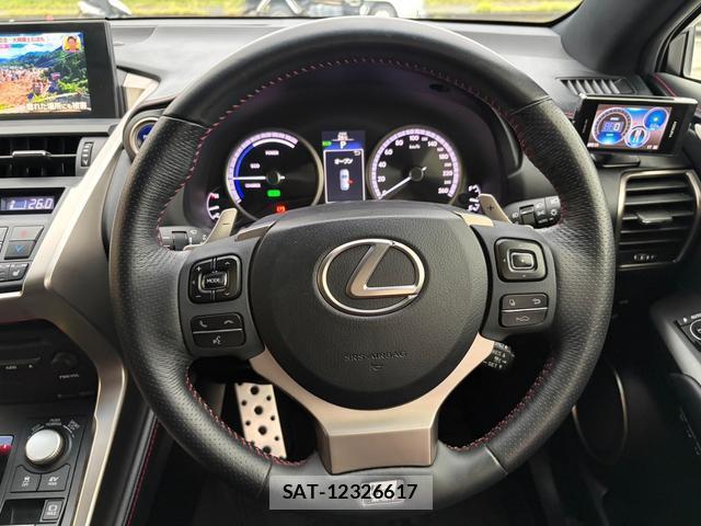 Lexus NX 2014-12 8812673-7