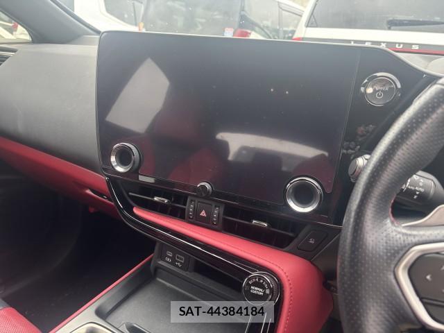 Lexus NX 2023-03 8812705-10