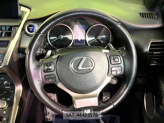 Lexus NX 2016-11 8812855-10