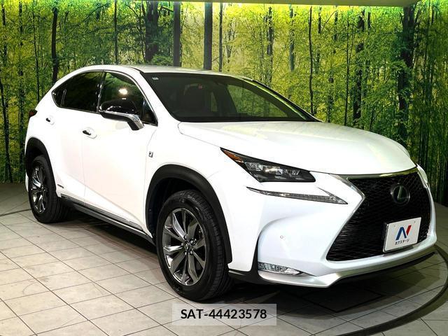 Lexus NX 2016-11 8812855-15