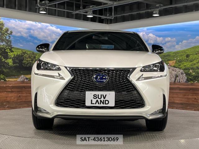 Lexus NX 2014-09 8812952-14