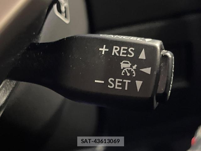 Lexus NX 2014-09 8812952-6