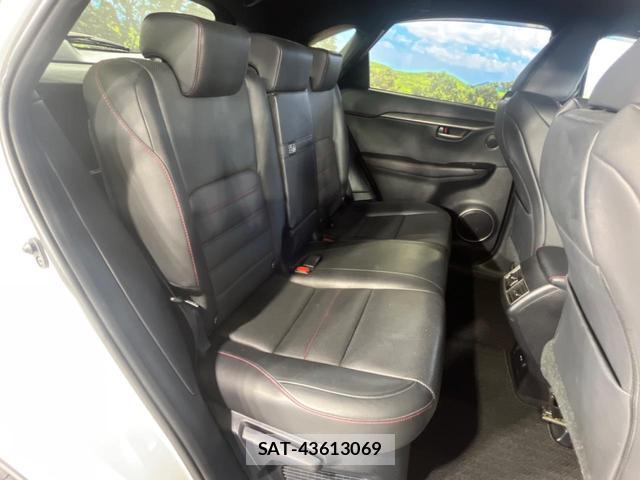 Lexus NX 2014-09 8812952-9