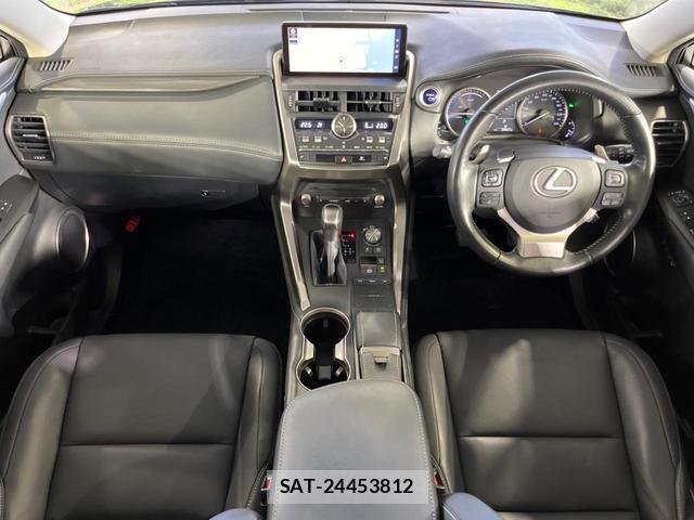 Lexus NX 2019-03 8812966-2