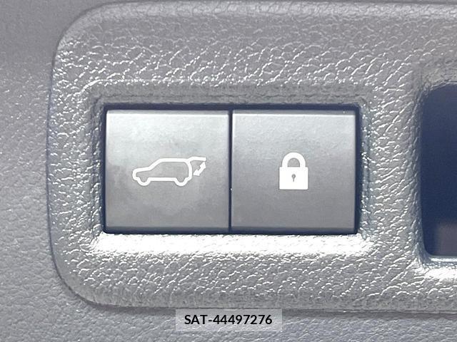Lexus NX 2020-05 8813077-7