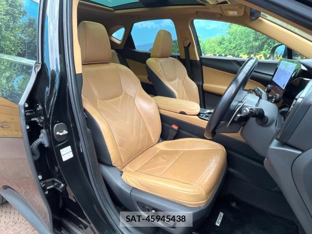 Lexus NX 2023-04 8813721-7