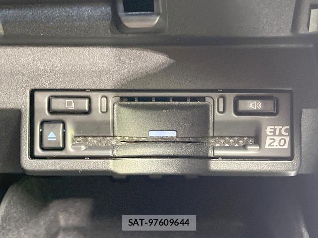 Lexus NX 2023-09 8813990-6