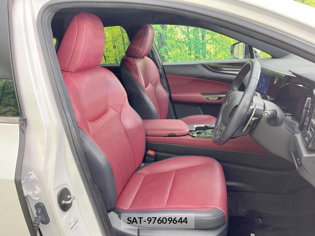 Lexus NX 2023-09 8813990-7