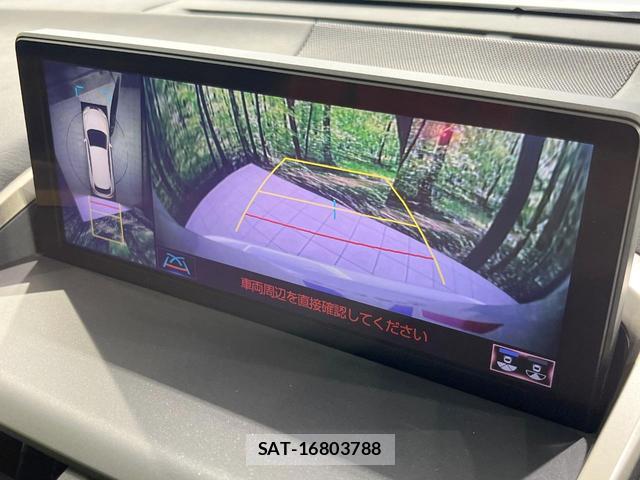 Lexus NX 2018-04 8814016-4